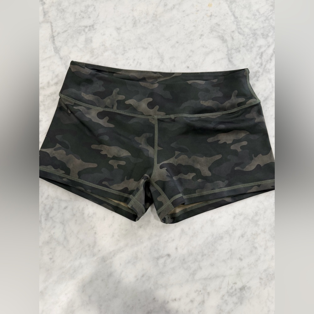 Born Primitive Camo Athletic Shorts in Black and Olive